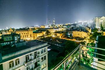 Фото номера Апартаменты с 3 спальнями Апартаменты BAKU CITY CENTRE APARTMENT г. Баку 15