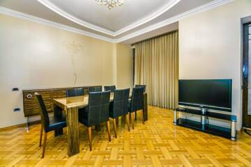 Фото номера Апартаменты с 3 спальнями Апартаменты BAKU CITY CENTRE APARTMENT г. Баку 16
