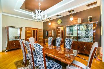Фото номера Апартаменты с 3 спальнями Апартаменты Luxary Apartment ISR Plaza г. Баку 57