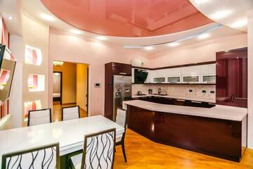 Фото номера Апартаменты с 3 спальнями Апартаменты Luxary Apartment ISR Plaza г. Баку 101