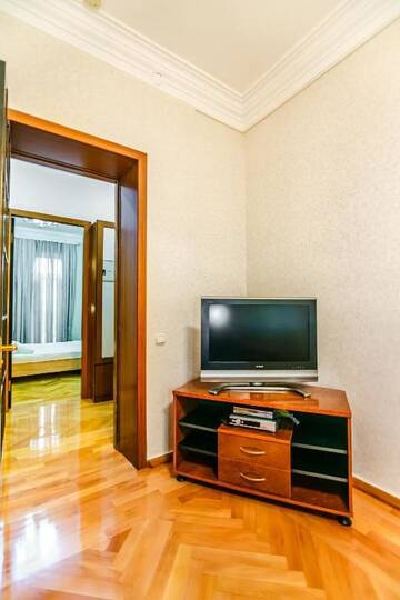 Фото номера Апартаменты с 2 спальнями Апартаменты Apartment in the city center by Time Group г. Баку 42